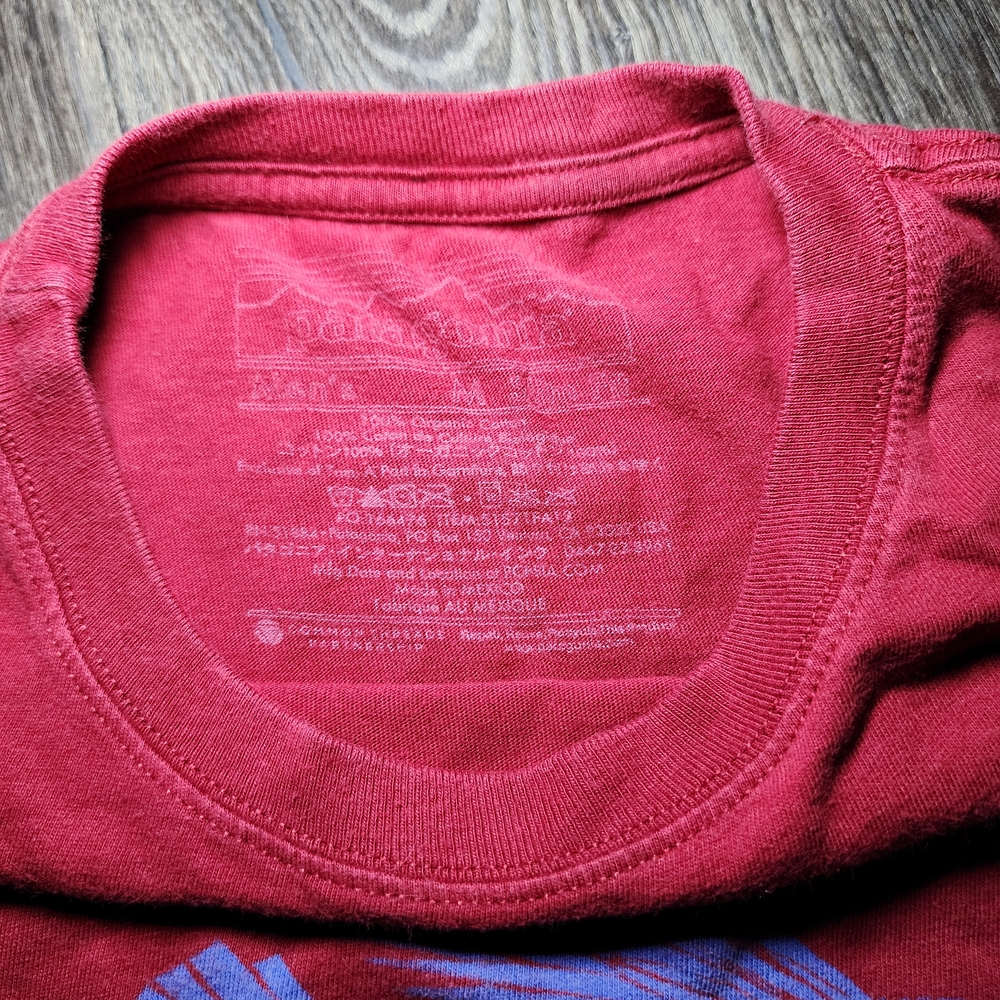 Patagonia Red Tee with Blue Fish Graphic - Picture 2 of 3